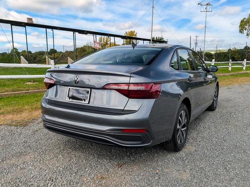 Platinum Gray Metallic 2024 Volkswagen Jetta 1.5T S