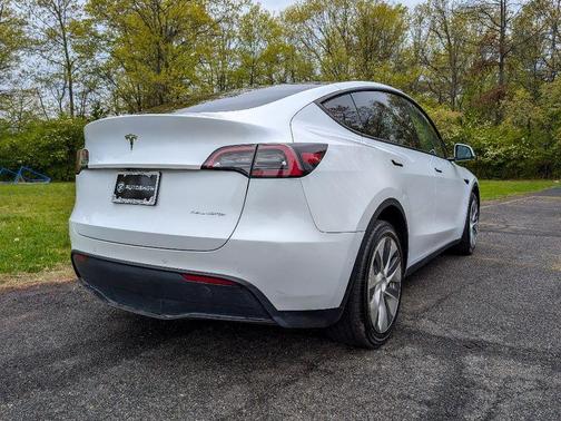Pearl White Multi 2021 Tesla Model Y Long Range