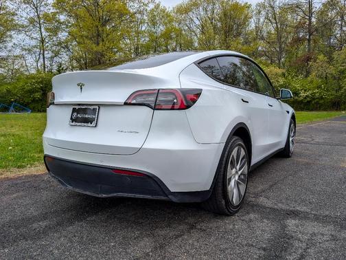 Pearl White Multi 2021 Tesla Model Y Long Range