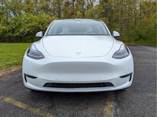 Pearl White Multi 2021 Tesla Model Y Long Range