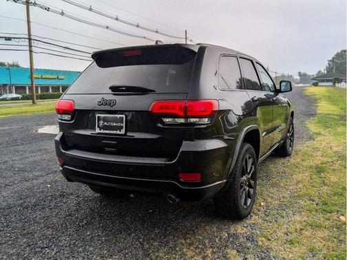 Diamond Black 2019 Jeep Grand Cherokee Altitude