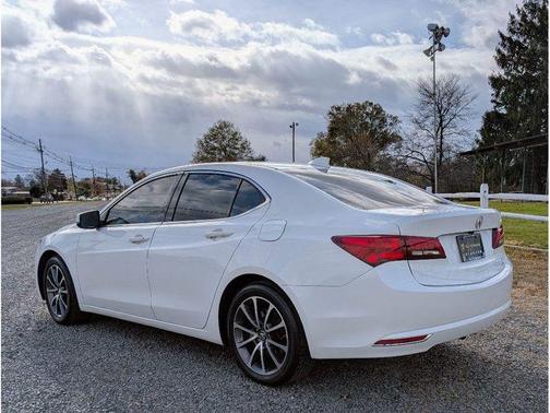 2017 Acura TLX V6 w/Technology Package