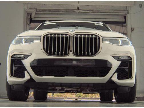 2020 BMW X7 M50i