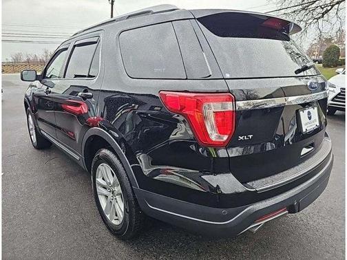 Shadow Black 2018 Ford Explorer XLT