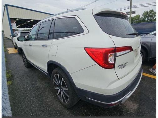 2019 Honda Pilot Touring 8-Passenger