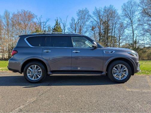 Anthracite Gray 2024 INFINITI QX80 Luxe