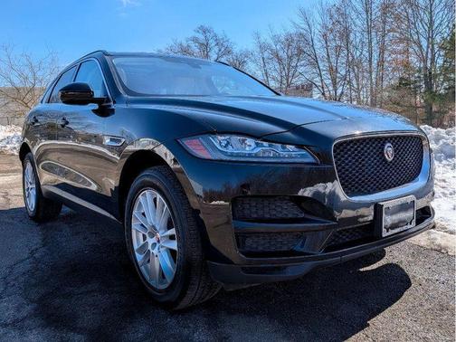 2017 Jaguar F-PACE 35t Prestige