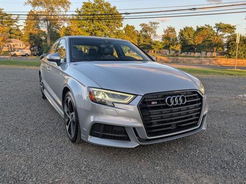 Florett Silver Metallic 2018 Audi S3 2.0T Prestige