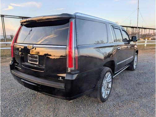 2019 Cadillac Escalade ESV Platinum