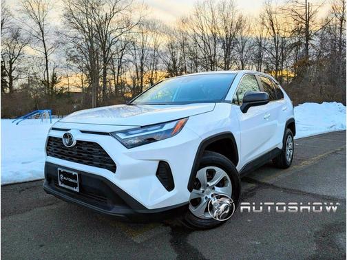 2023 Toyota RAV4 LE