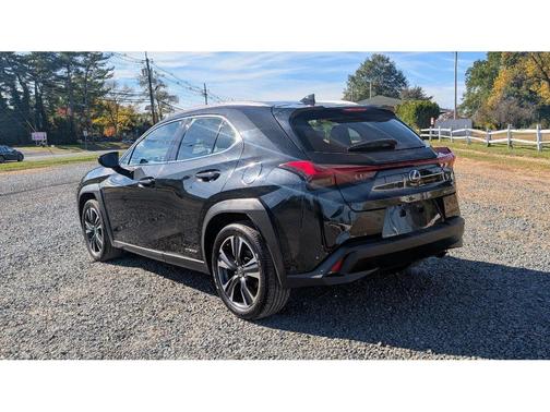 2021 Lexus UX 250h Base