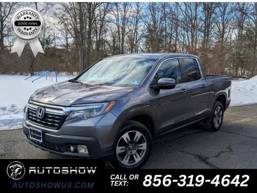 Modern Steel Metallic 2017 Honda Ridgeline RTL