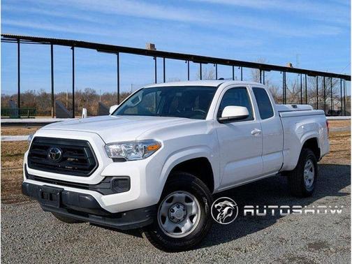 2022 Toyota Tacoma SR