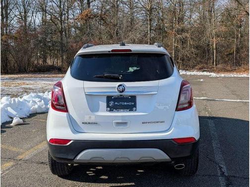 Summit White 2018 Buick Encore Preferred
