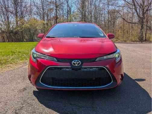 Barcelona Red Metallic 2021 Toyota Corolla LE