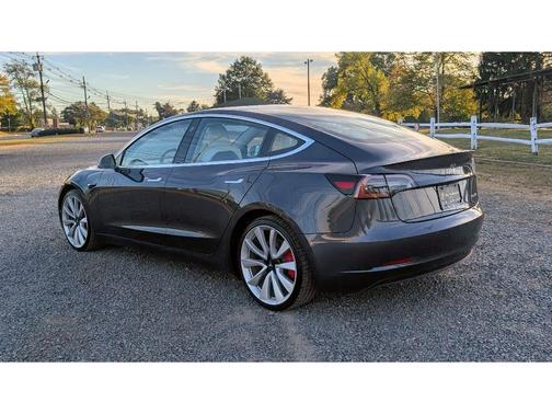 2018 Tesla Model 3 Performance