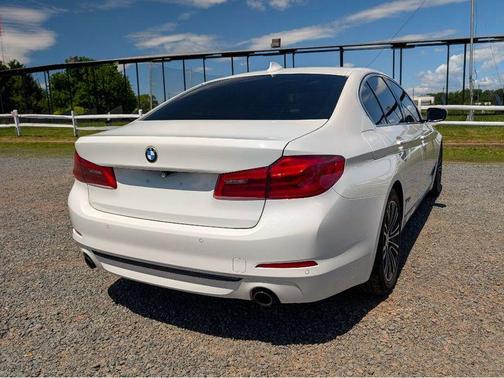 Alpine White 2017 BMW 530 i xDrive