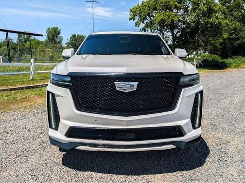 Crystal White Tri-Coat 2023 Cadillac Escalade V-Series