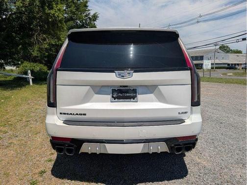Crystal White Tri-Coat 2023 Cadillac Escalade V-Series