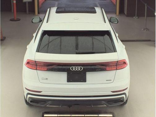 2021 Audi Q8 55 Premium