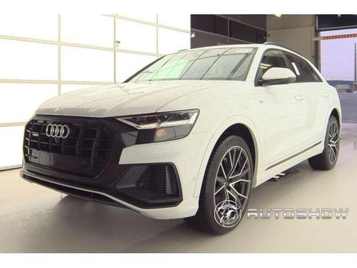 2021 Audi Q8 55 Premium
