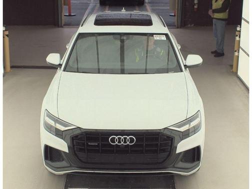 2021 Audi Q8 55 Premium