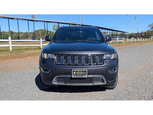 2020 Jeep Grand Cherokee Laredo E