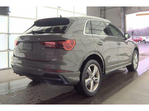 2021 Audi Q3 45 S line Premium