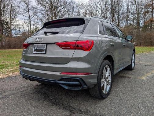 Chronos Gray Metallic 2021 Audi Q3 45 S line Premium