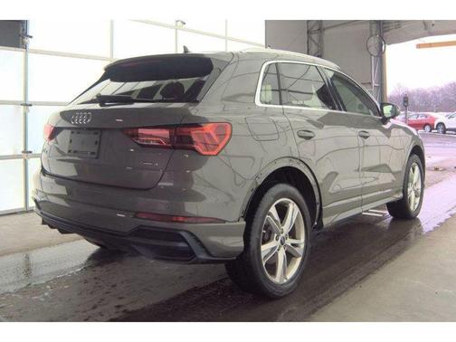 2021 Audi Q3 45 S line Premium