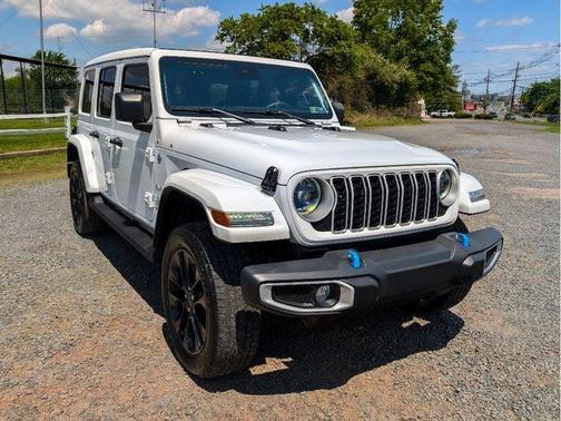 Bright White Clearcoat 2024 Jeep Wrangler 4xe Sahara