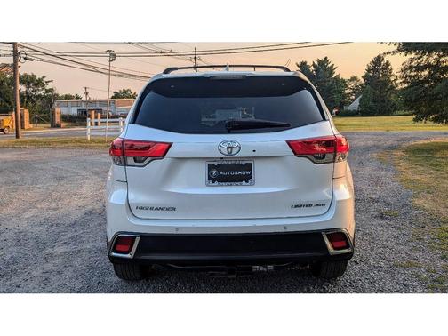 2017 Toyota Highlander Limited