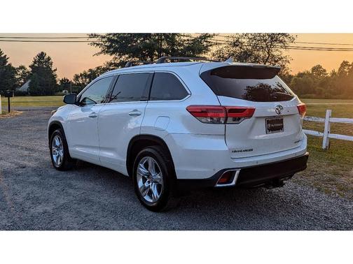 2017 Toyota Highlander Limited