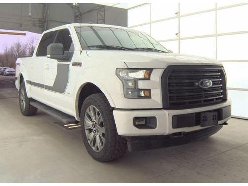 Oxford White 2017 Ford F-150 XLT