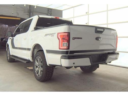 Oxford White 2017 Ford F-150 XLT