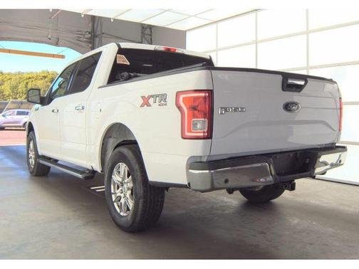 Oxford White 2017 Ford F-150 XLT
