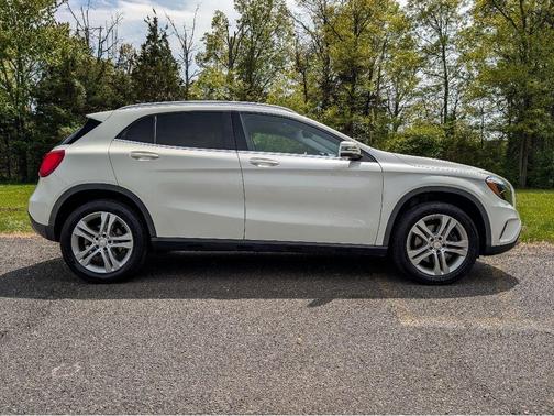 Citrus White 2015 Mercedes-Benz GLA-Class GLA 250 4MATIC