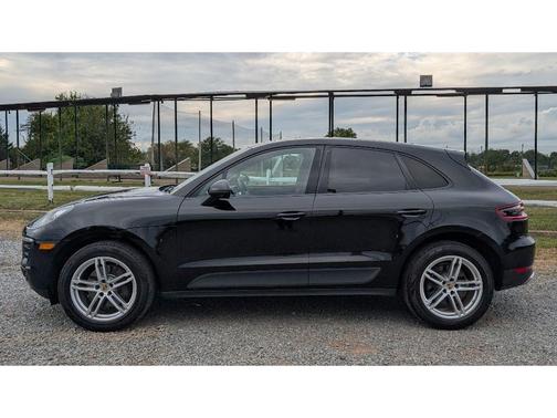 2018 Porsche Macan Base