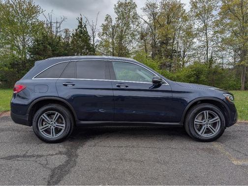 Lunar Blue Metallic 2022 Mercedes-Benz GLC 300 Base 4MATIC