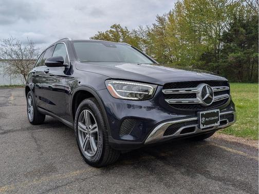 Lunar Blue Metallic 2022 Mercedes-Benz GLC 300 Base 4MATIC