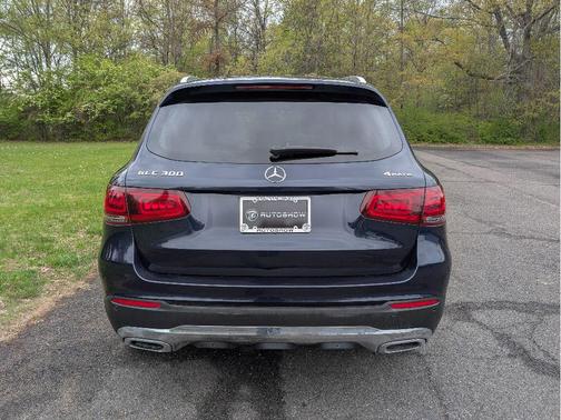 Lunar Blue Metallic 2022 Mercedes-Benz GLC 300 Base 4MATIC