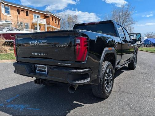 Onyx Black 2024 GMC Sierra 2500 Denali Ultimate