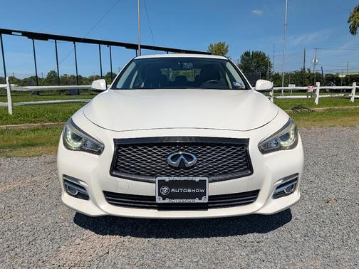 White 2017 INFINITI Q50 3.0T Signature Edition
