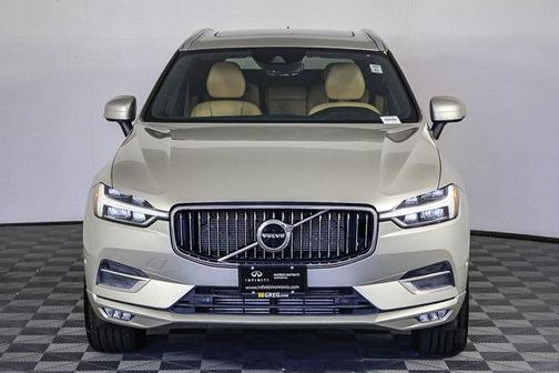 Photo 2 of 29 of 2018 Volvo XC60 T6 Inscription