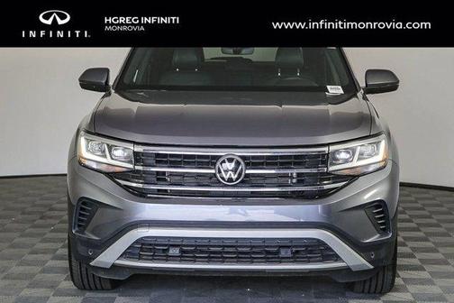 Photo 2 of 29 of 2021 Volkswagen Atlas Cross Sport 3.6L V6 SE w/Technology