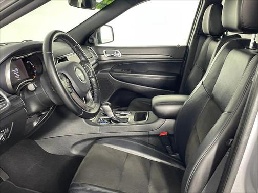 2021 Jeep Grand Cherokee Laredo X 4x4