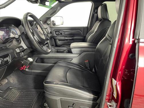 2022 RAM 2500 Limited Crew Cab 4x4 64' Box