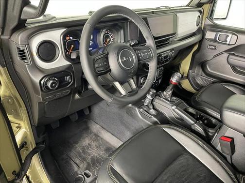 2025 Jeep Wrangler 4-Door Willys 4x4