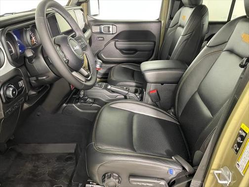 2025 Jeep Wrangler 4-Door Willys 4x4