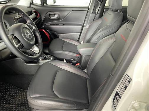 2023 Jeep Renegade Trailhawk 4x4